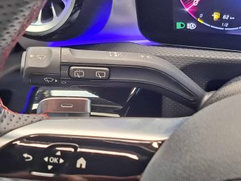 MERCEDES-BENZ A180d AMG LINE AUTO completo