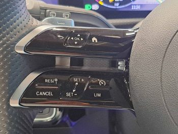 MERCEDES-BENZ A180d AMG LINE AUTO completo