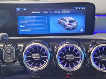 MERCEDES-BENZ A180d AMG LINE AUTO completo