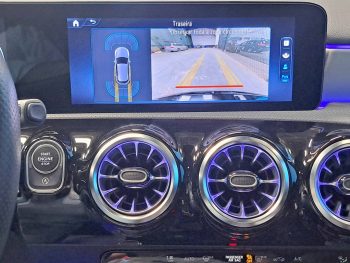 MERCEDES-BENZ A180d AMG LINE AUTO completo