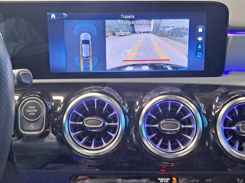 MERCEDES-BENZ A180d AMG LINE AUTO completo