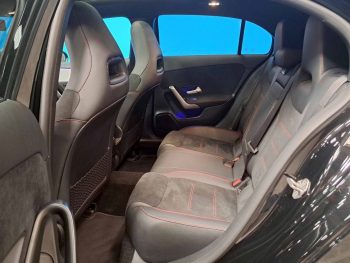 MERCEDES-BENZ A180d AMG LINE AUTO completo