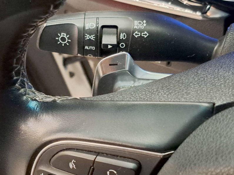 KIA NIRO 1.6 GDI HEV DRIVE completo