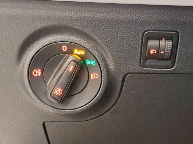 SEAT ARONA 1.0 TSI TSI DSG completo