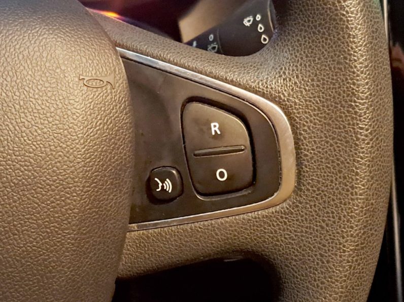 RENAULT CLIO SW 0.9 TCE ZEN completo