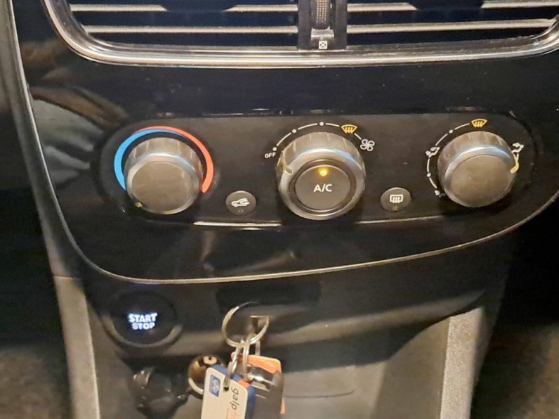 RENAULT CLIO SW 0.9 TCE ZEN completo