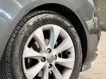 OPEL CORSA 1.2 DYNAMIC completo