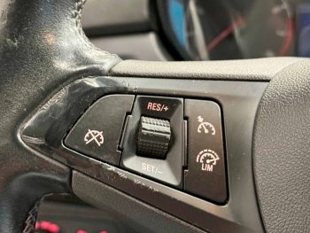 OPEL CORSA 1.2 DYNAMIC completo