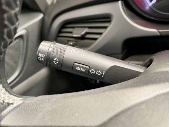 OPEL CORSA 1.2 DYNAMIC completo