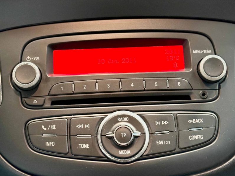 OPEL CORSA 1.2 DYNAMIC completo