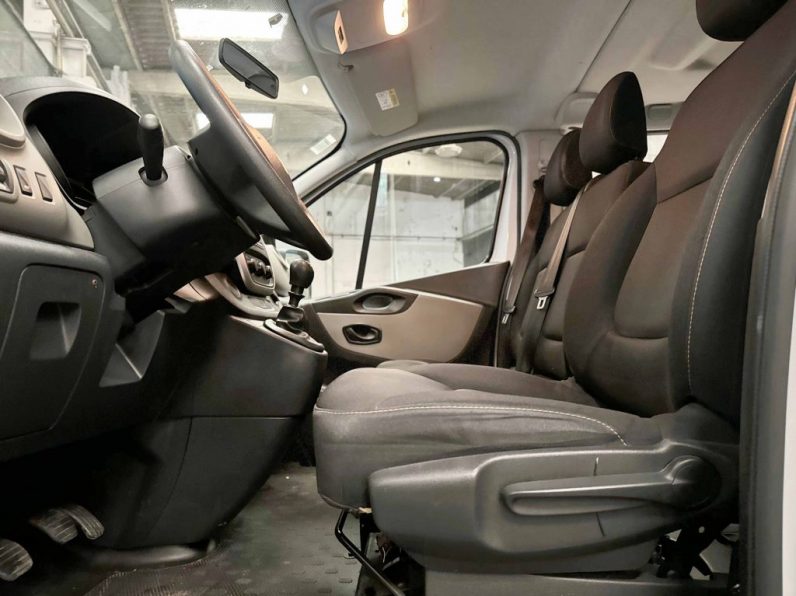 RENAULT TRAFIC 1.6 DCI L1H1 1.0T INTENS completo