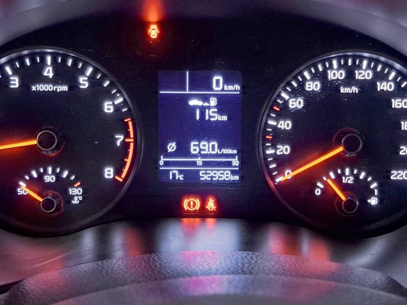 Kia Stonic 1.2 Dynamic completo