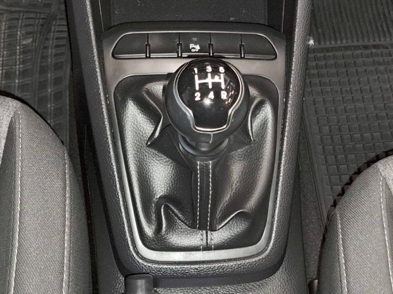 Kia Stonic 1.2 Dynamic completo