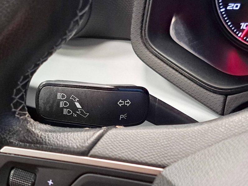 SEAT Arona 1.0 TSI Style DSG completo