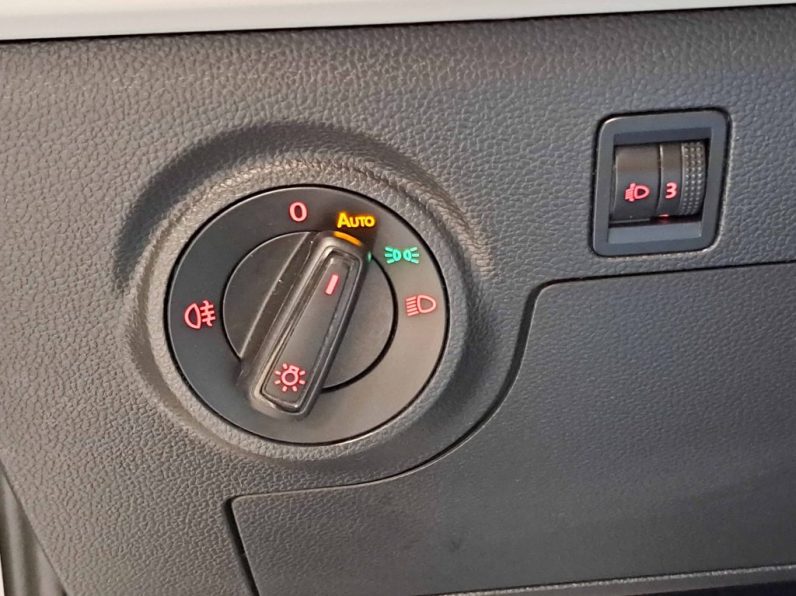 SEAT Arona 1.0 TSI Style DSG completo