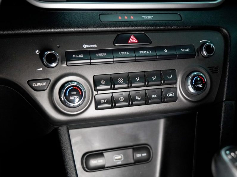 Kia Sportage 1.6 CRDI ISG Tech completo