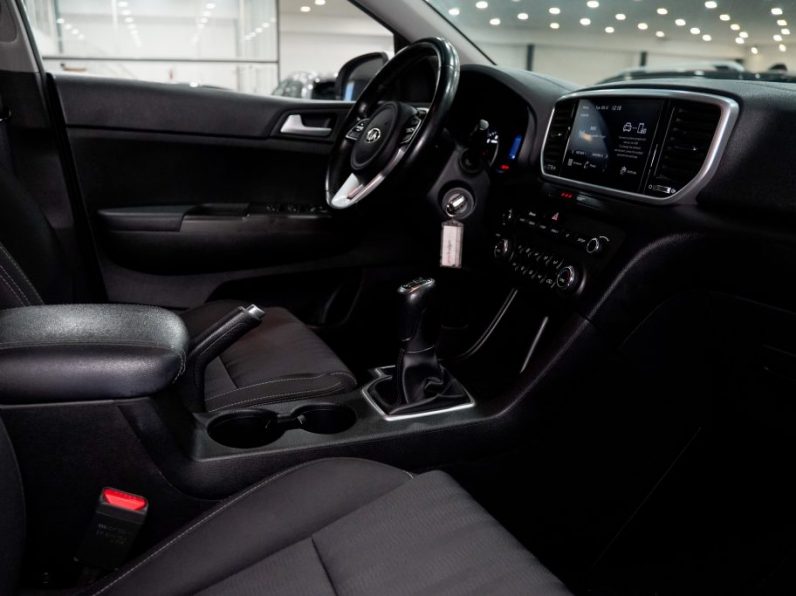 Kia Sportage 1.6 CRDI ISG Tech completo