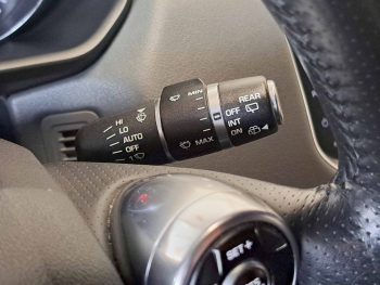 Land Rover Range Rover Sport 3.0 TDV6 S completo