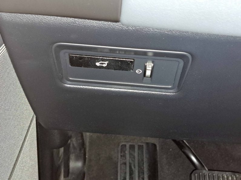 Land Rover Range Rover Sport 3.0 TDV6 S completo