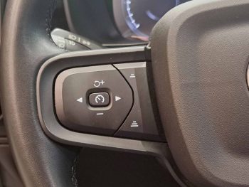 Volvo XC 40 1.5 T2 Core Auto completo