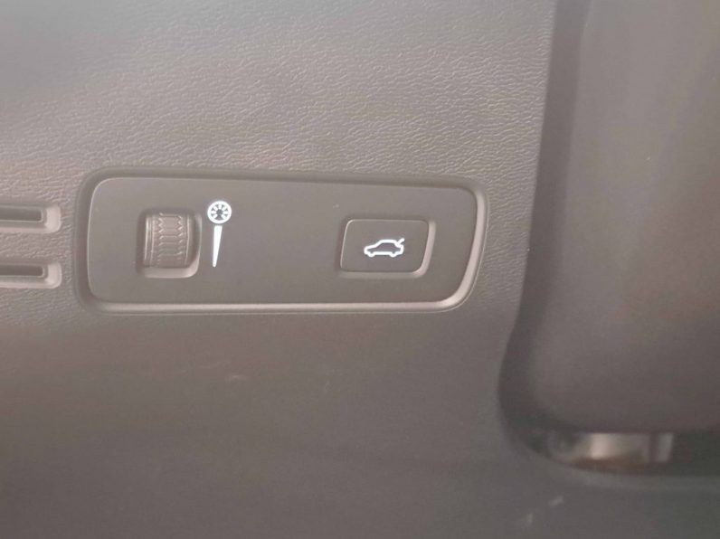 Volvo XC 40 1.5 T2 Core Auto completo