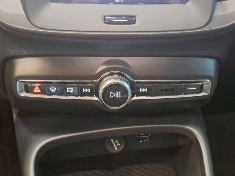 Volvo XC 40 1.5 T2 Core Auto completo
