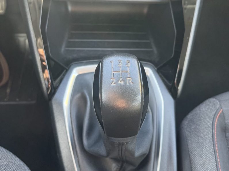 PEUGEOT 208 1.2 PURETECH ACTIVE completo