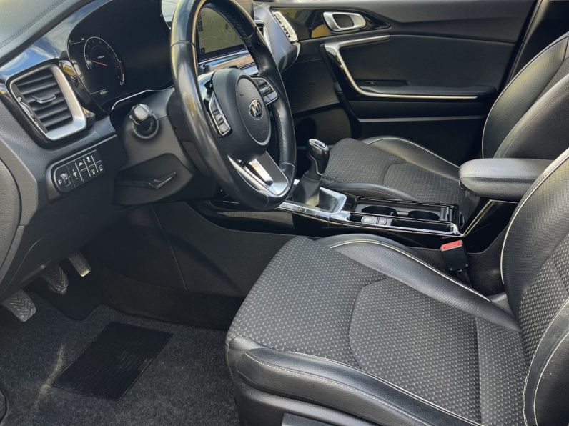 Kia XCeed 1.4 T-GDI Tech completo