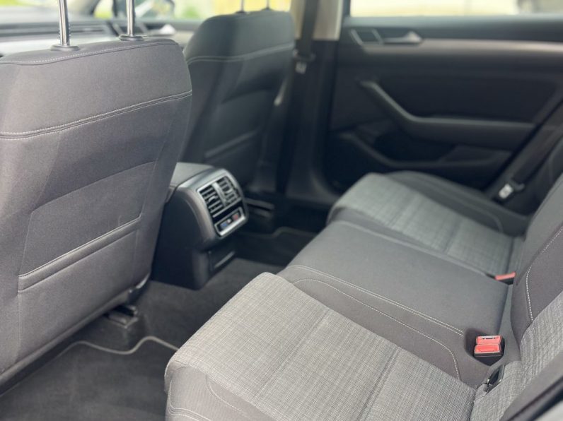 VW Passat Variant 1.5 TSI Confortline completo