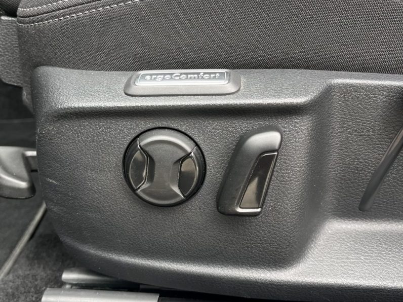 VW Passat Variant 1.5 TSI Confortline completo