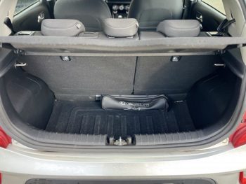 Kia Picanto 1.0 CVVT Easy completo