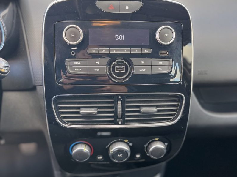 RENAULT CLIO SW 0.9 TCE ZEN completo