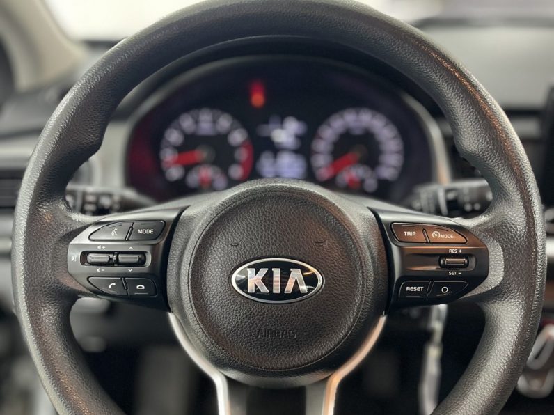 Kia Stonic 1.2 Dynamic completo