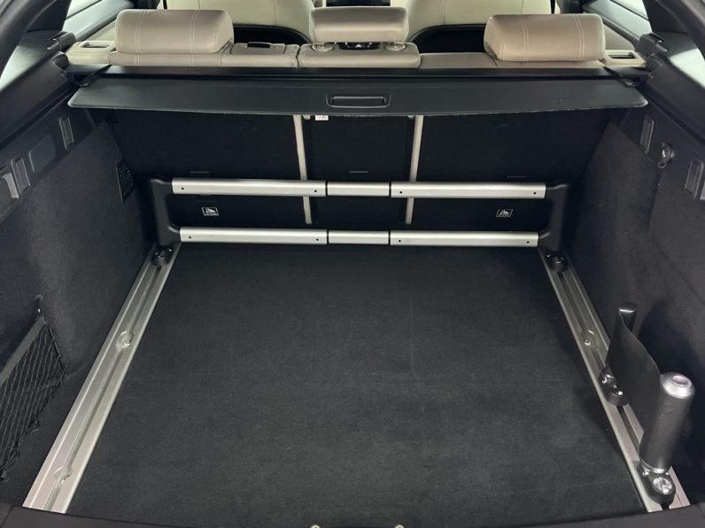 Land Rover Range Rover Velar 2.0 D R-Dynamic completo