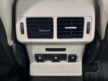 Land Rover Range Rover Velar 2.0 D R-Dynamic completo