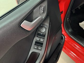 Ford Fiesta 1.0 EcoBoost ST-Line completo