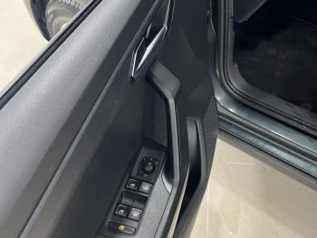 SEAT Arona 1.0 TSI Style completo