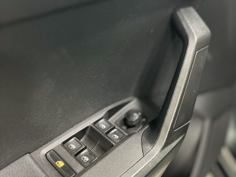 SEAT Arona 1.0 TSI Style completo