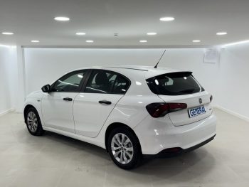 FIAT TIPO 1.3 M-JET EASY completo