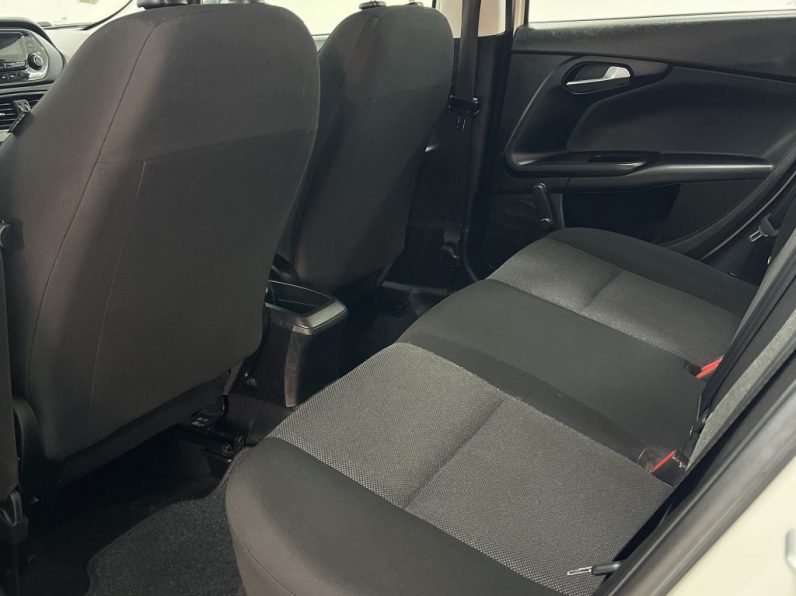 FIAT TIPO 1.3 M-JET EASY completo