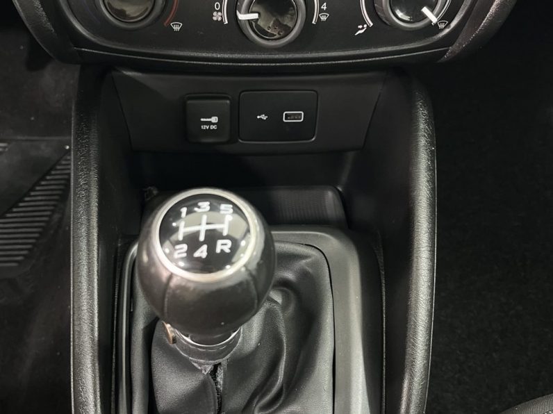 FIAT TIPO 1.3 M-JET EASY completo