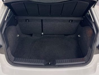 SEAT IBIZA 1.0 MPI STYLE completo