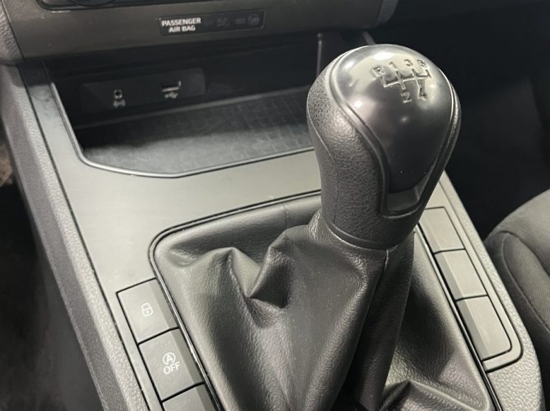 SEAT IBIZA 1.0 MPI STYLE completo