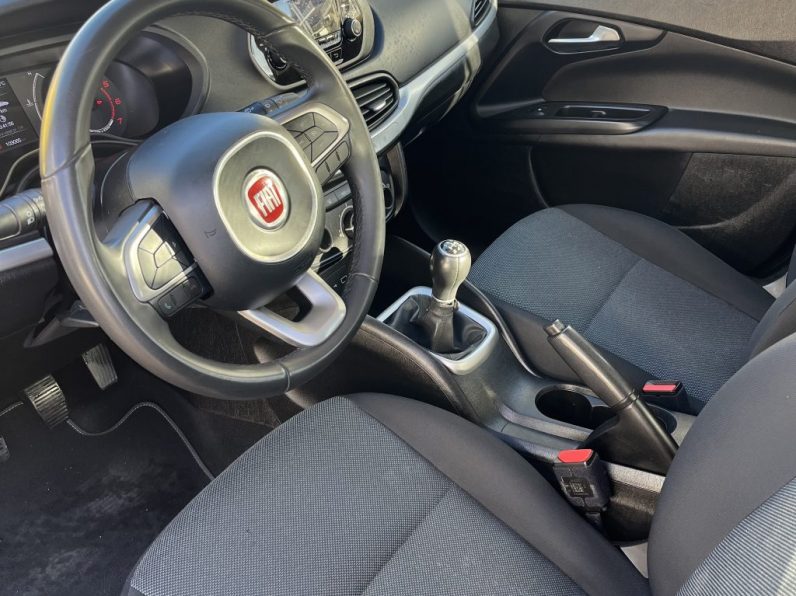 Fiat Tipo 1.3 M-Jet Easy completo