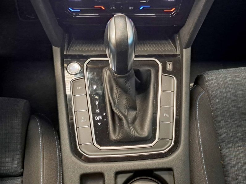 VW Passat Variant 1.4 TSI GTE Plug-in completo