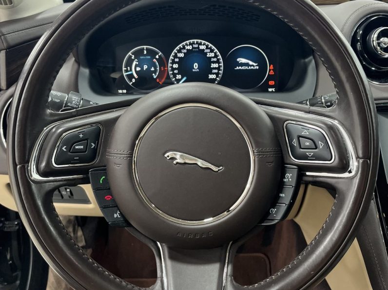 JAGUAR XJ 3.0 D V6 Premium Luxury completo