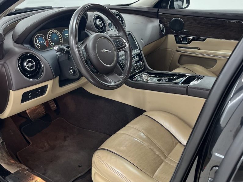 JAGUAR XJ 3.0 D V6 Premium Luxury completo