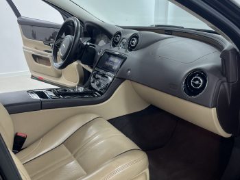 JAGUAR XJ 3.0 D V6 Premium Luxury completo