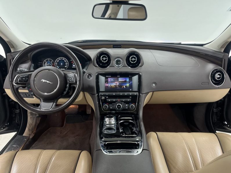 JAGUAR XJ 3.0 D V6 Premium Luxury completo