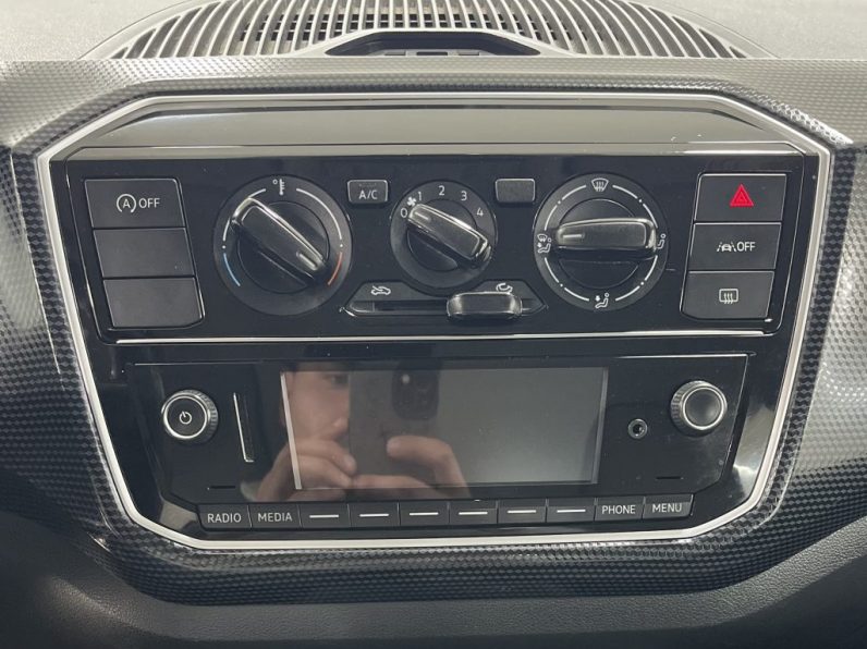 VW Up! 1.0 Move completo